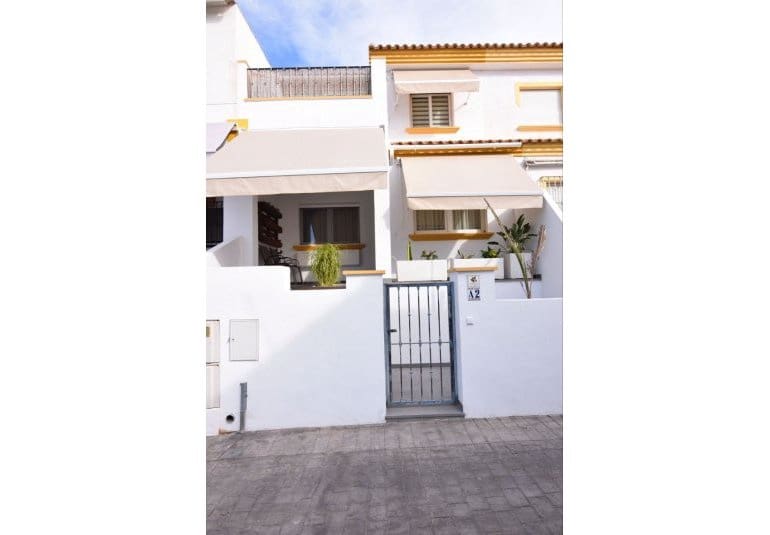 4 quarto Moradia em Banda para venda em La Florida com piscina garagem - 249 000 € (Ref: 9506785)