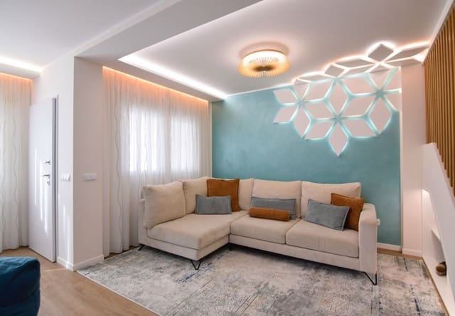 4 quarto Moradia em Banda para venda em La Florida, Orihuela com piscina garagem - 249 000 € (Ref: 9506785)