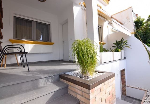 4 quarto Moradia em Banda para venda em La Florida, Orihuela com piscina garagem - 249 000 € (Ref: 9506785)