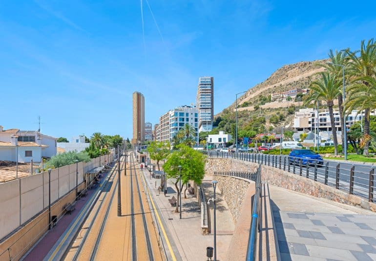 2 chambre Appartement à vendre à Alicante ville - 225 000 € (Ref: 9528691)