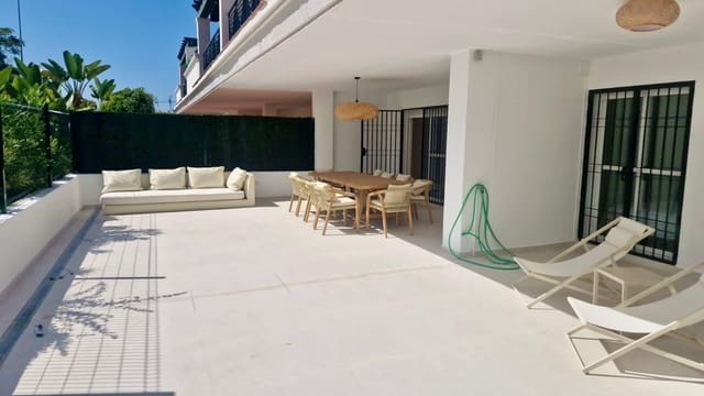 2 bedroom Apartment for rent in Nueva Andalucia, Marbella with pool - € 1,600 (Ref: 9484073)