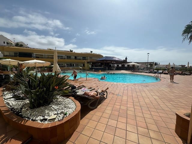 Studio for sale in Costa Adeje, Adeje with pool - € 199,000 (Ref: 10009124)