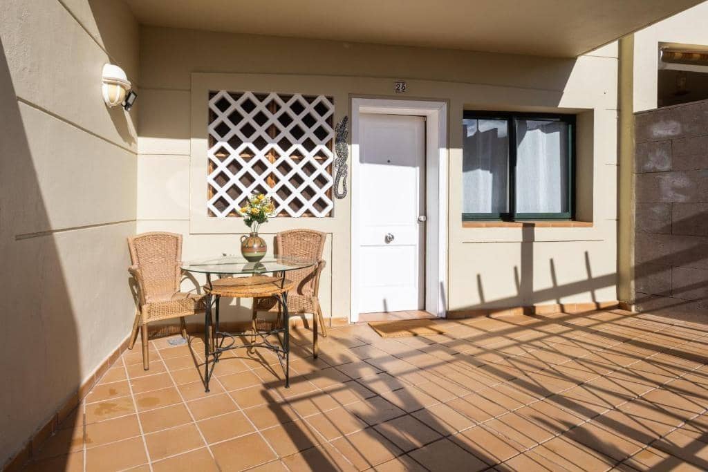 1 Zimmer Apartment zu verkaufen in Playa del Duque mit Pool Garage - 420.000 € (Ref: 10009125)