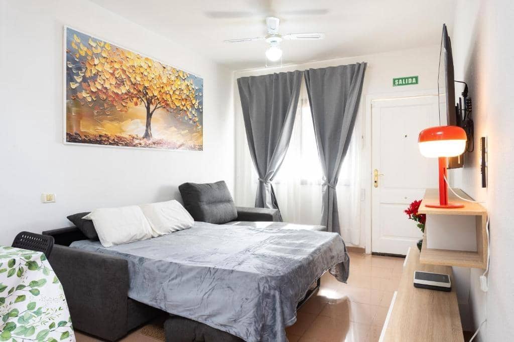 1 Zimmer Apartment zu verkaufen in Playa del Duque mit Pool Garage - 420.000 € (Ref: 10009125)