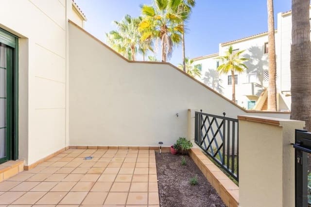 1 sypialnia Apartament na sprzedaż w Playa del Duque, Adeje z basenem garażem - 420 000 € (Ref: 10009125)