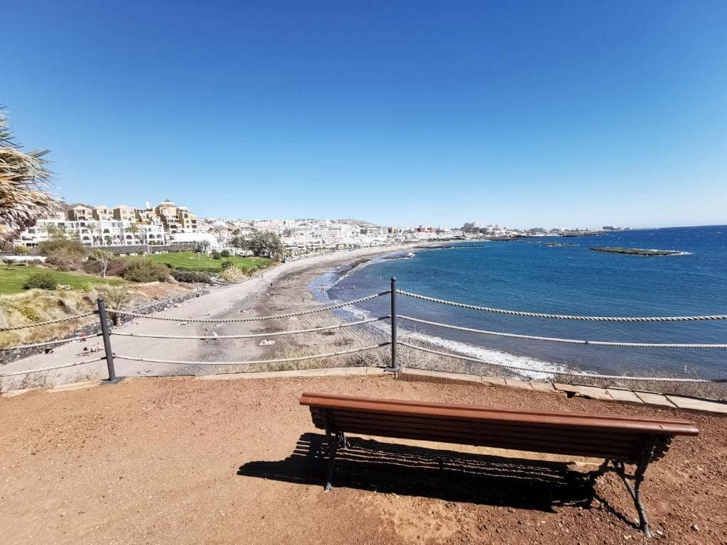 1 Zimmer Apartment zu verkaufen in Playa del Duque mit Pool Garage - 420.000 € (Ref: 10009125)