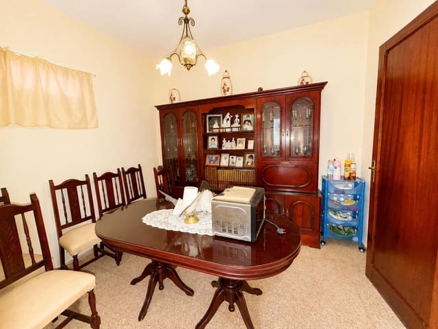 4 soverom Villa til salgs i Icod de los Vinos med garasje - € 240 000 (Ref: 10011489)