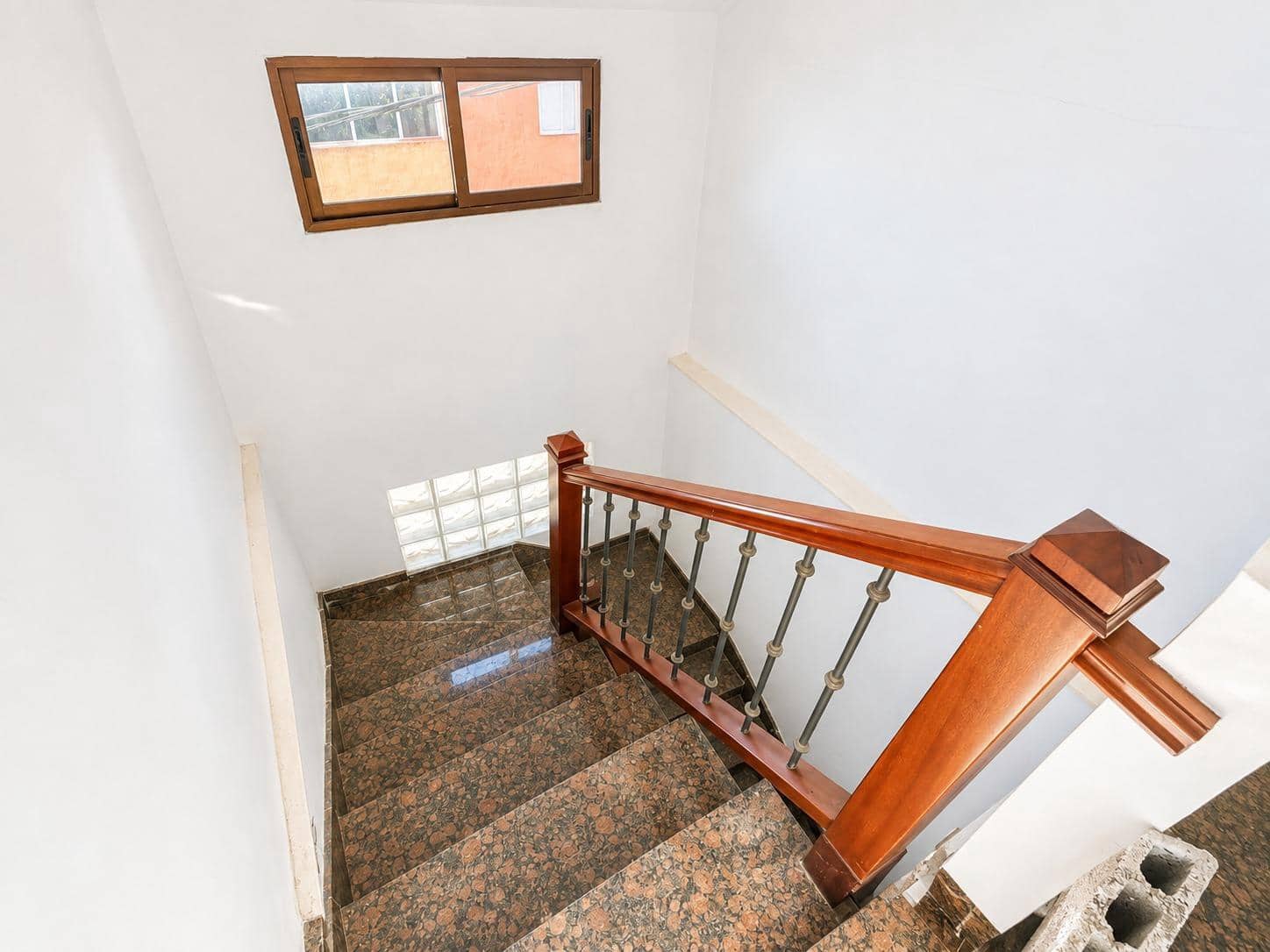 4 chambre Villa/Maison Mitoyenne à vendre à San Cristobal de La Laguna - 270 000 € (Ref: 10015606)
