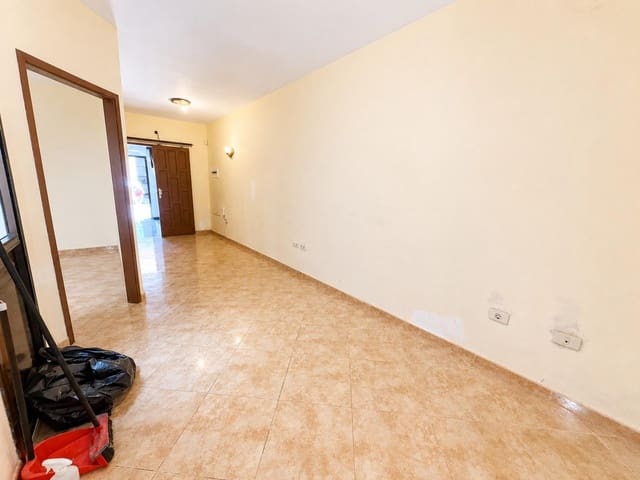 4 chambre Villa/Maison Mitoyenne à vendre à San Cristóbal de La Laguna - 270 000 € (Ref: 10015606)