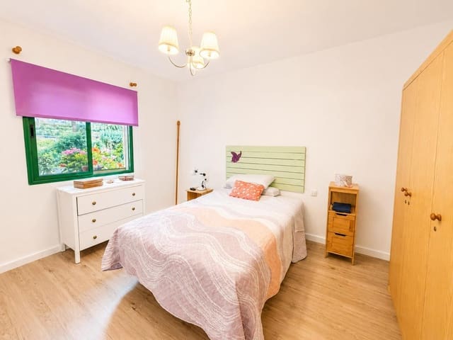 3 makuuhuone Bungalow myytävänä paikassa Los Realejos - 220 000 € (Ref: 10044841)