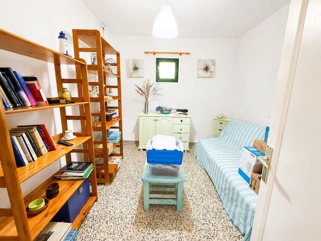 3 makuuhuone Bungalow myytävänä paikassa Los Realejos - 220 000 € (Ref: 10044841)
