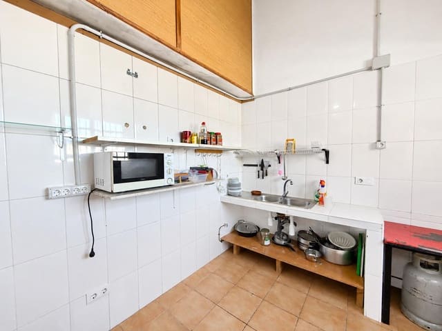Commercial for sale in El Sobradillo, Santa Cruz de Tenerife - € 99,000 (Ref: 10062352)