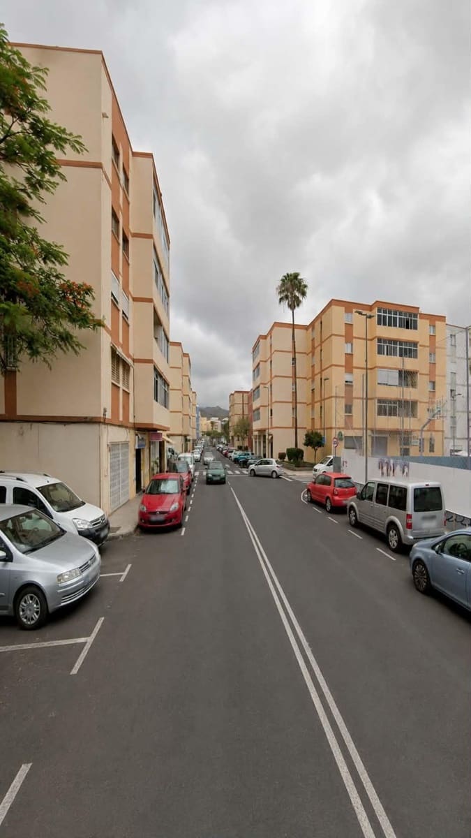 3 bedroom Apartment for sale in San Cristobal de La Laguna - € 198,000 (Ref: 10064701)