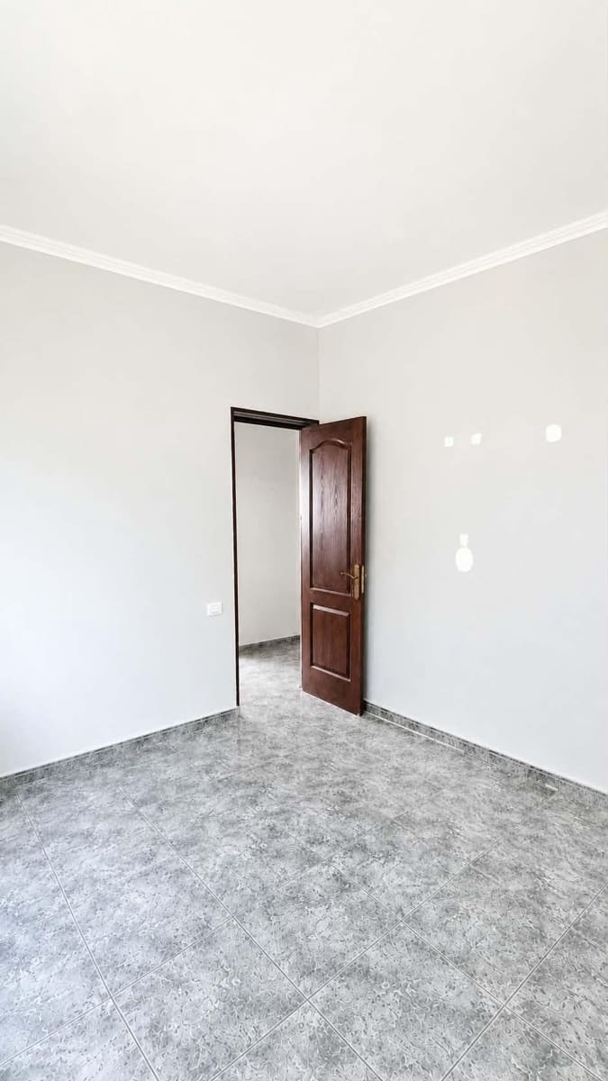 3 bedroom Apartment for sale in San Cristobal de La Laguna - € 198,000 (Ref: 10064701)