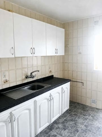 3 bedroom Apartment for sale in San Cristóbal de La Laguna - € 198,000 (Ref: 10064701)