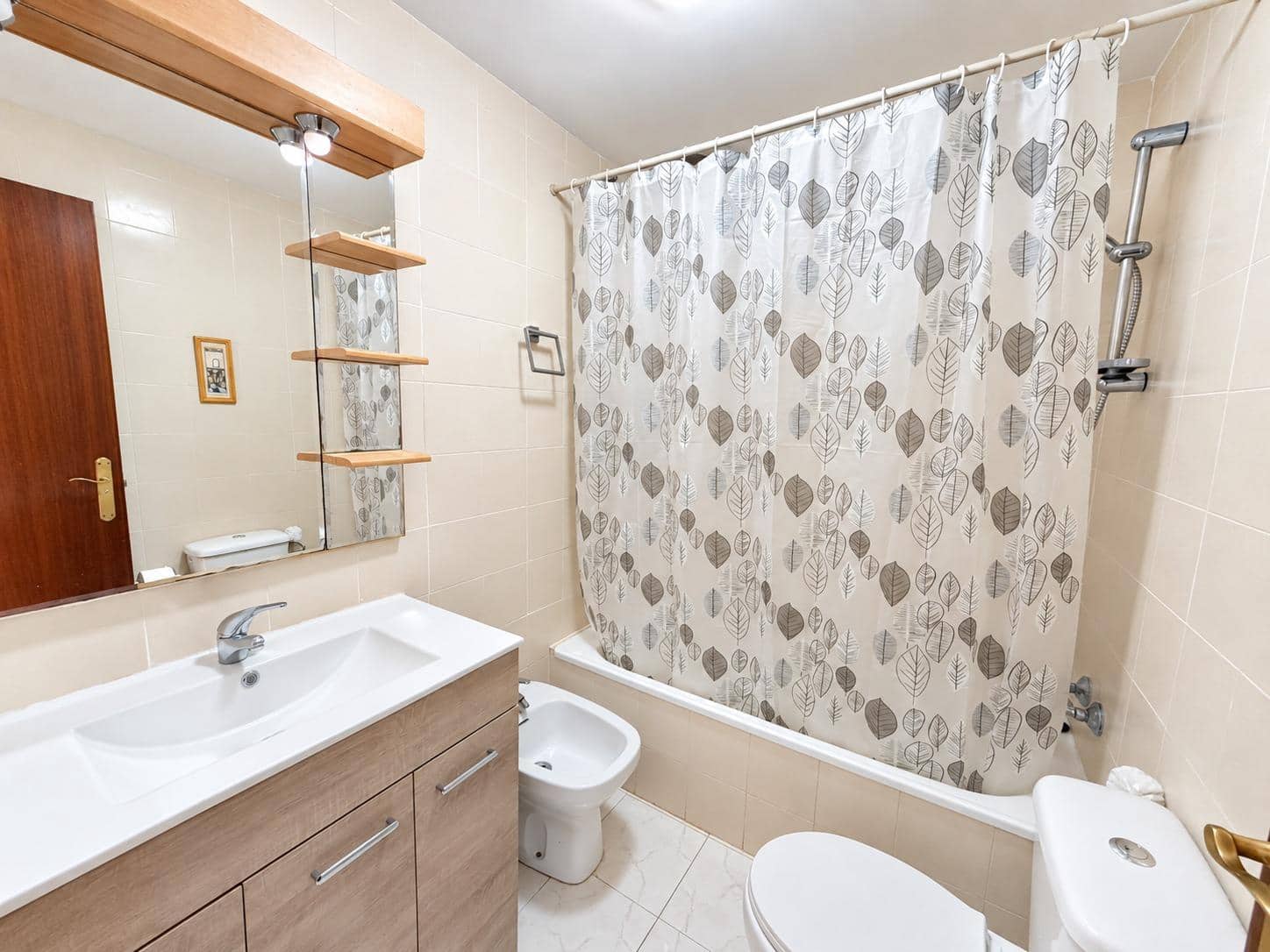 3 slaapkamer Appartement te koop in El Medano met zwembad garage - € 345.000 (Ref: 10067955)
