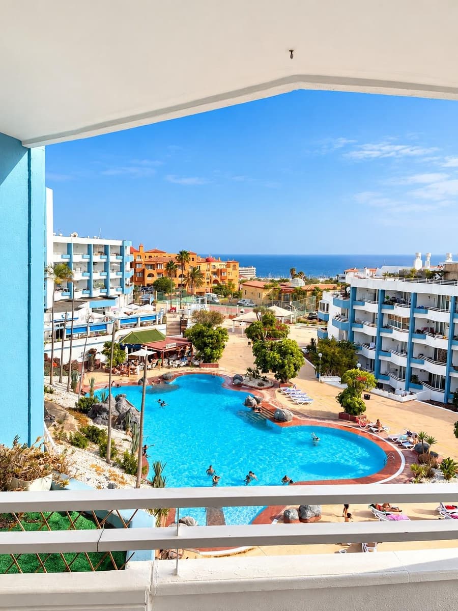 1 bedroom Studio for sale in Golf del Sur with pool - € 170,000 (Ref: 10109714)