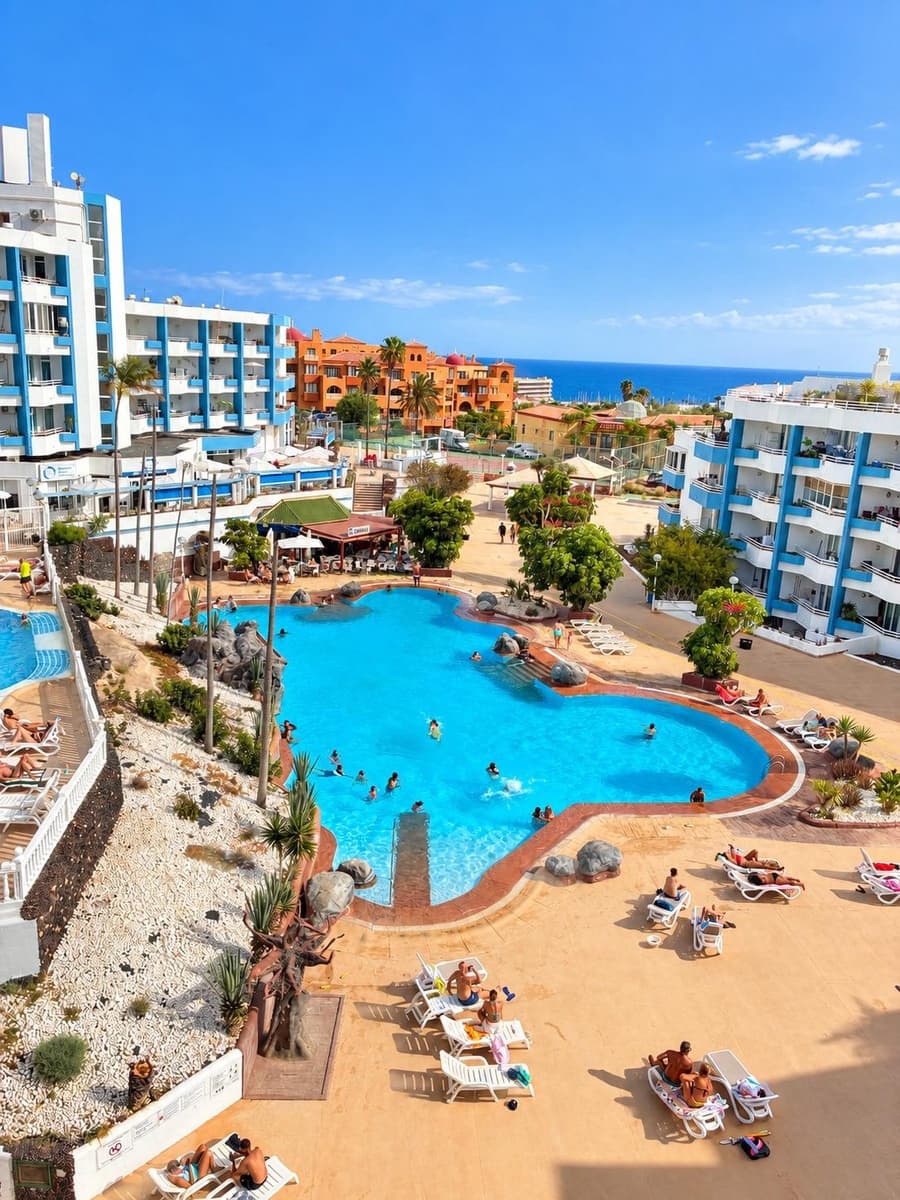 1 bedroom Studio for sale in Golf del Sur with pool - € 170,000 (Ref: 10109714)