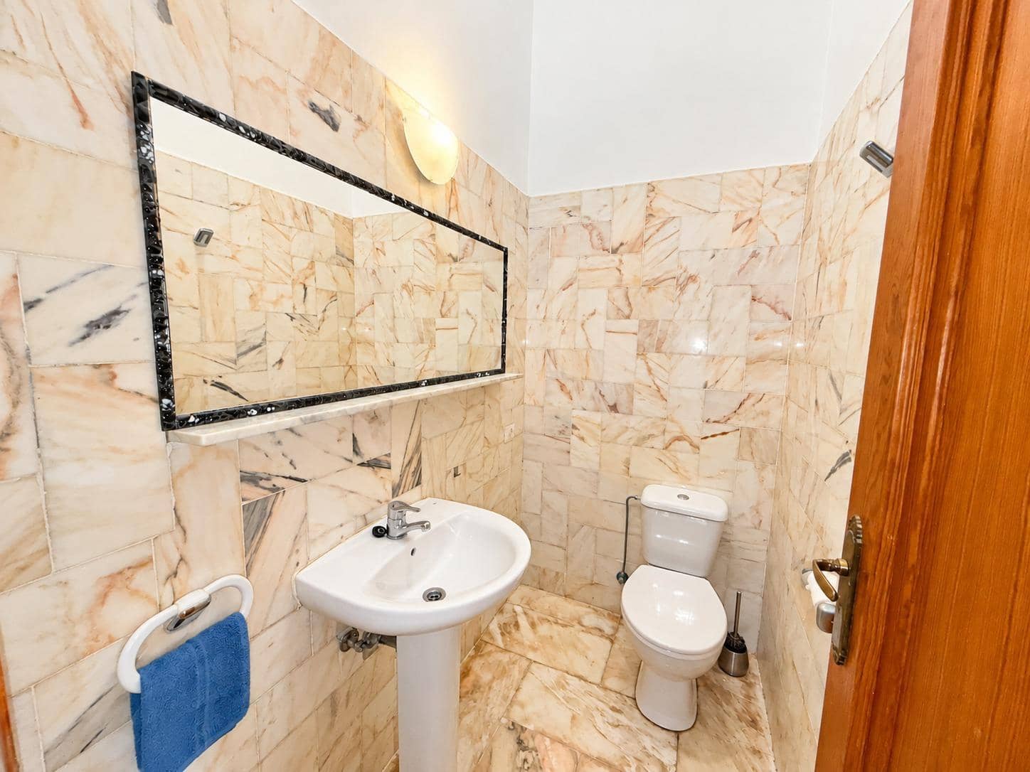 2 slaapkamer Villa te koop in Arico met zwembad garage - € 385.000 (Ref: 10183160)