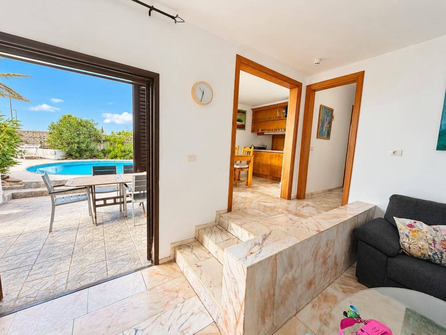 2 slaapkamer Villa te koop in Arico met zwembad garage - € 385.000 (Ref: 10183160)