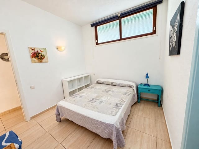 1 slaapkamer Appartement te koop in Playa de las Américas, Adeje met zwembad - € 250.000 (Ref: 10183161)