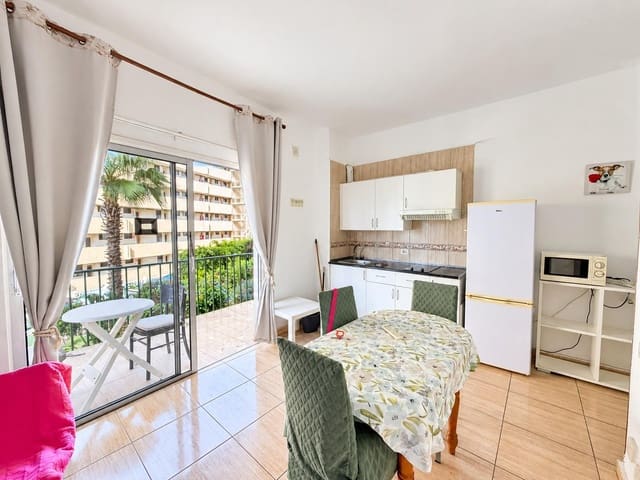 1 slaapkamer Appartement te koop in Playa de las Américas, Adeje met zwembad - € 250.000 (Ref: 10183161)