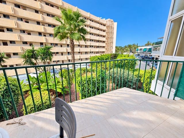 1 slaapkamer Appartement te koop in Playa de las Américas, Adeje met zwembad - € 250.000 (Ref: 10183161)