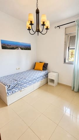2 soveværelse Lejlighed til leje i El Medano, Granadilla de Abona med garage - € 1.500 (Ref: 10183162)