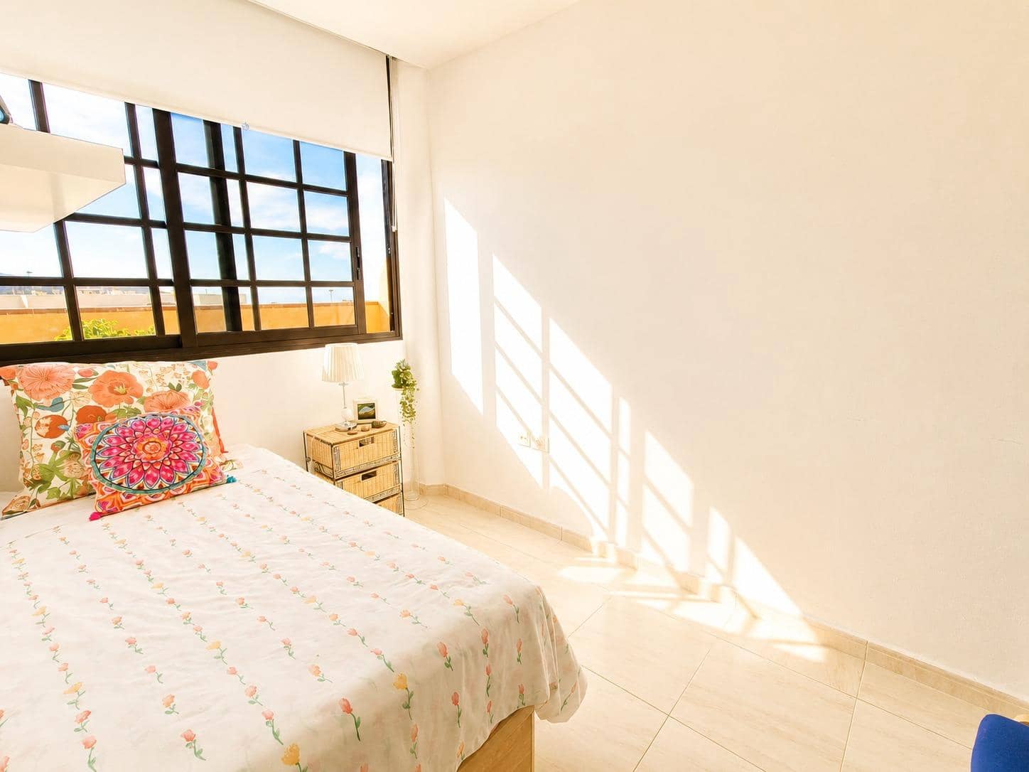Ático de 3 habitaciones en La Camella en venta - 245.000 € (Ref: 9901437)