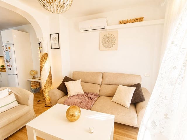 Ático de 3 habitaciones en La Camella, Arona en venta - 245.000 € (Ref: 9901437)
