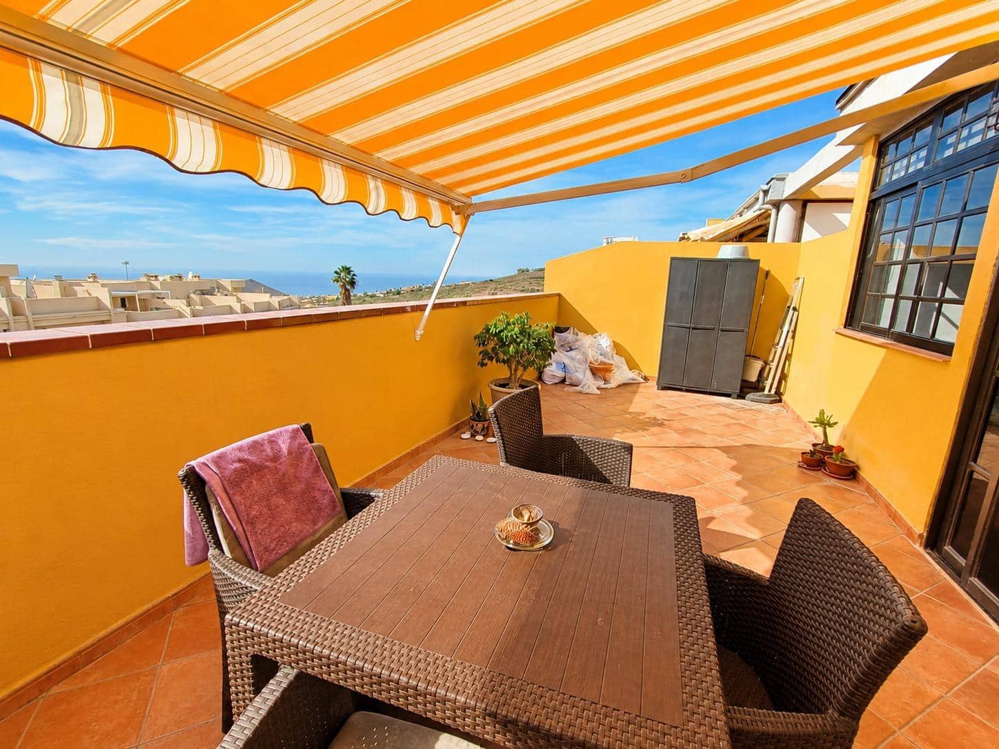 Ático de 3 habitaciones en La Camella en venta - 245.000 € (Ref: 9901437)
