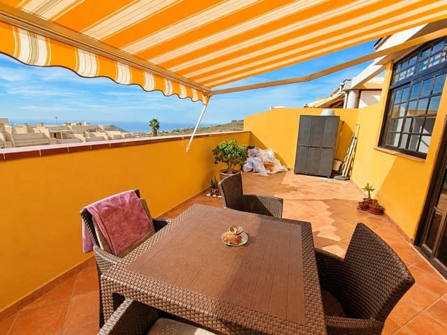 Ático de 3 habitaciones en La Camella, Arona en venta - 245.000 € (Ref: 9901437)