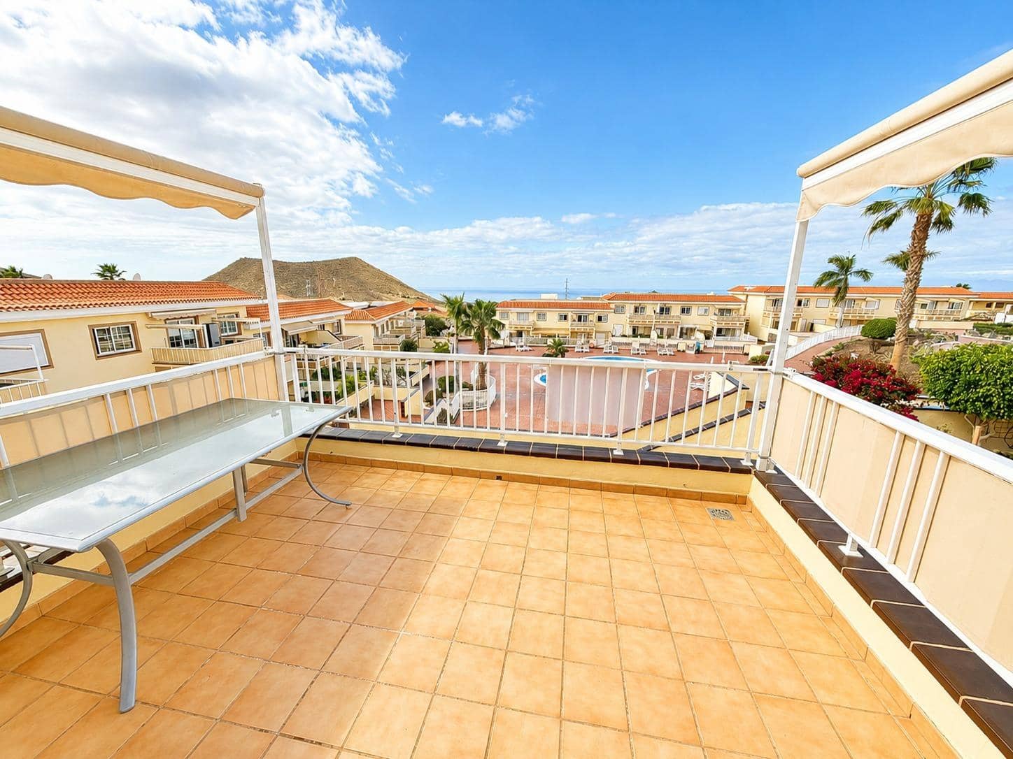 2 bedroom Apartment for sale in Chayofa with pool garage - € 310,000 (Ref: 9901444)