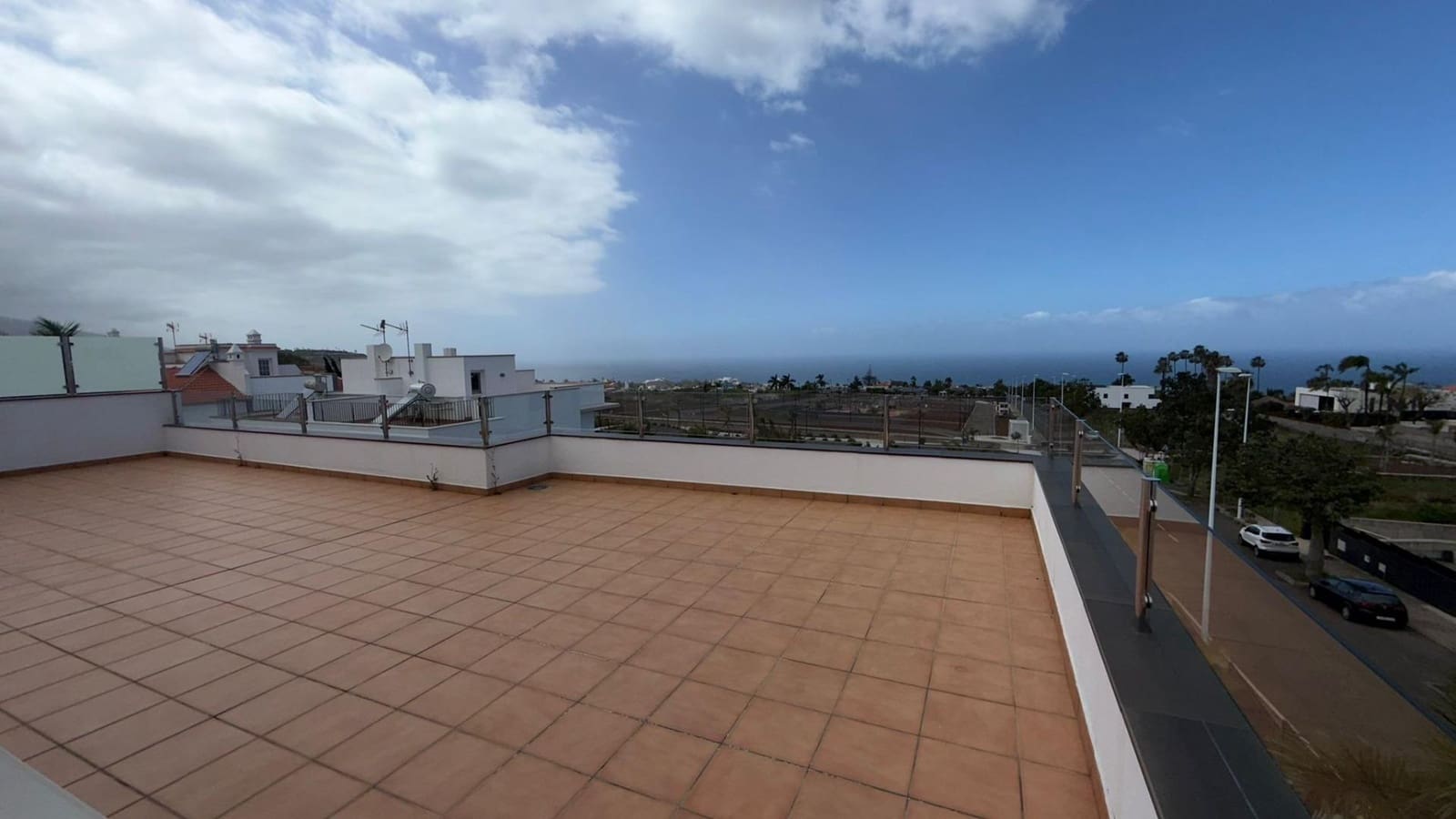 Chalet de 4 habitaciones en La Orotava en venta con garaje - 1.200.000 € (Ref: 9901447)