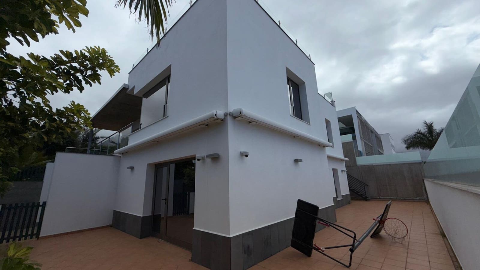 Chalet de 4 habitaciones en La Orotava en venta con garaje - 1.200.000 € (Ref: 9901447)
