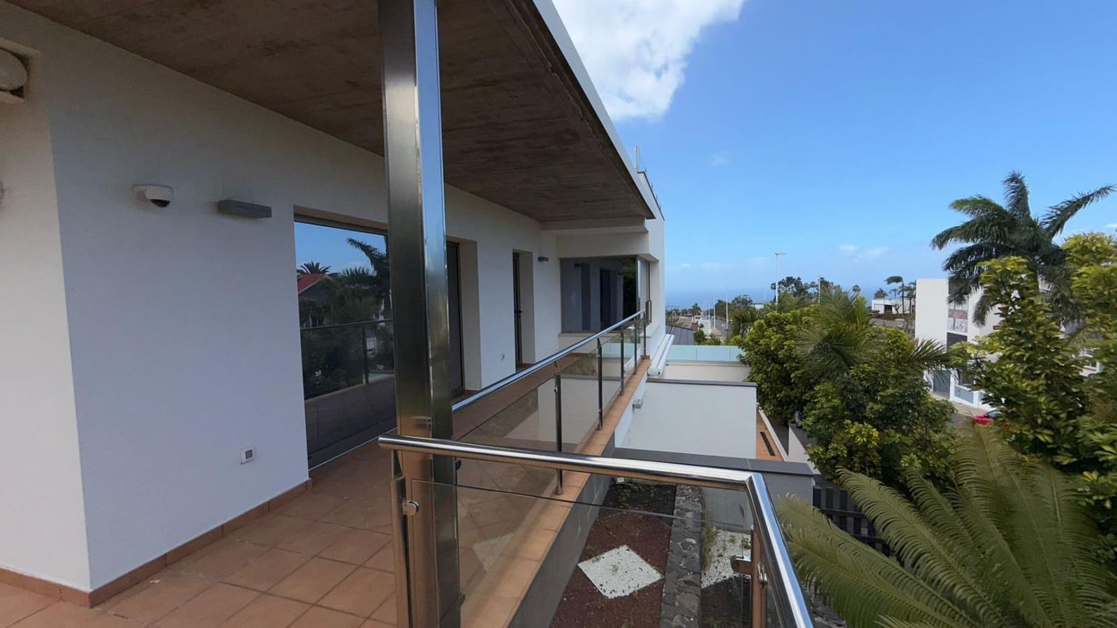 Chalet de 4 habitaciones en La Orotava en venta con garaje - 1.200.000 € (Ref: 9901447)
