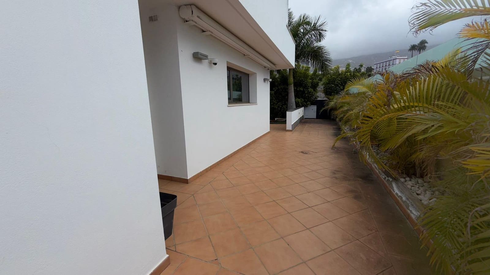 Chalet de 4 habitaciones en La Orotava en venta con garaje - 1.200.000 € (Ref: 9901447)