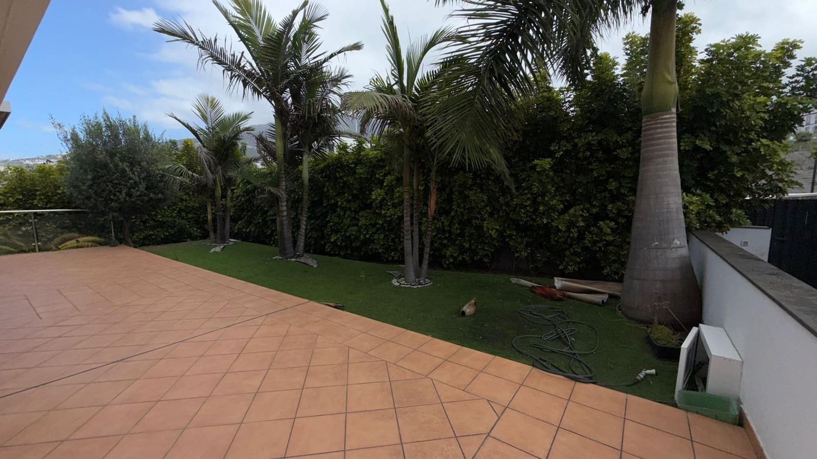 Chalet de 4 habitaciones en La Orotava en venta con garaje - 1.200.000 € (Ref: 9901447)