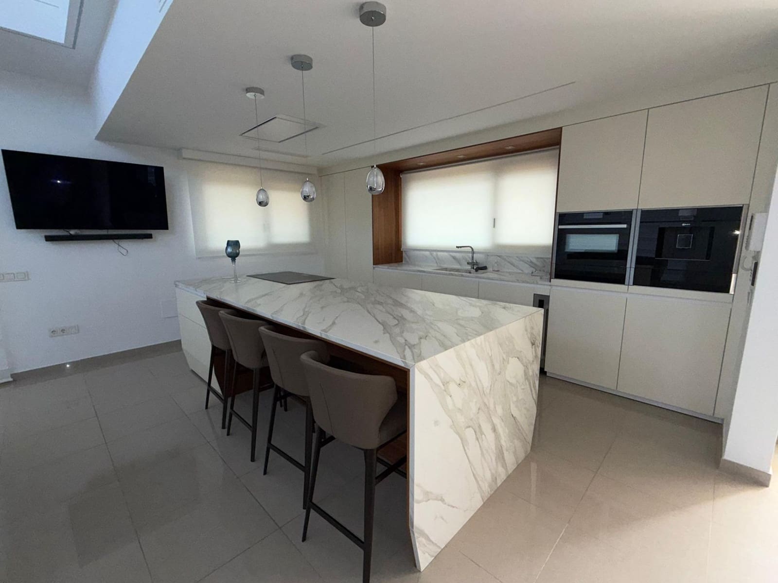 Chalet de 4 habitaciones en La Orotava en venta con garaje - 1.200.000 € (Ref: 9901447)