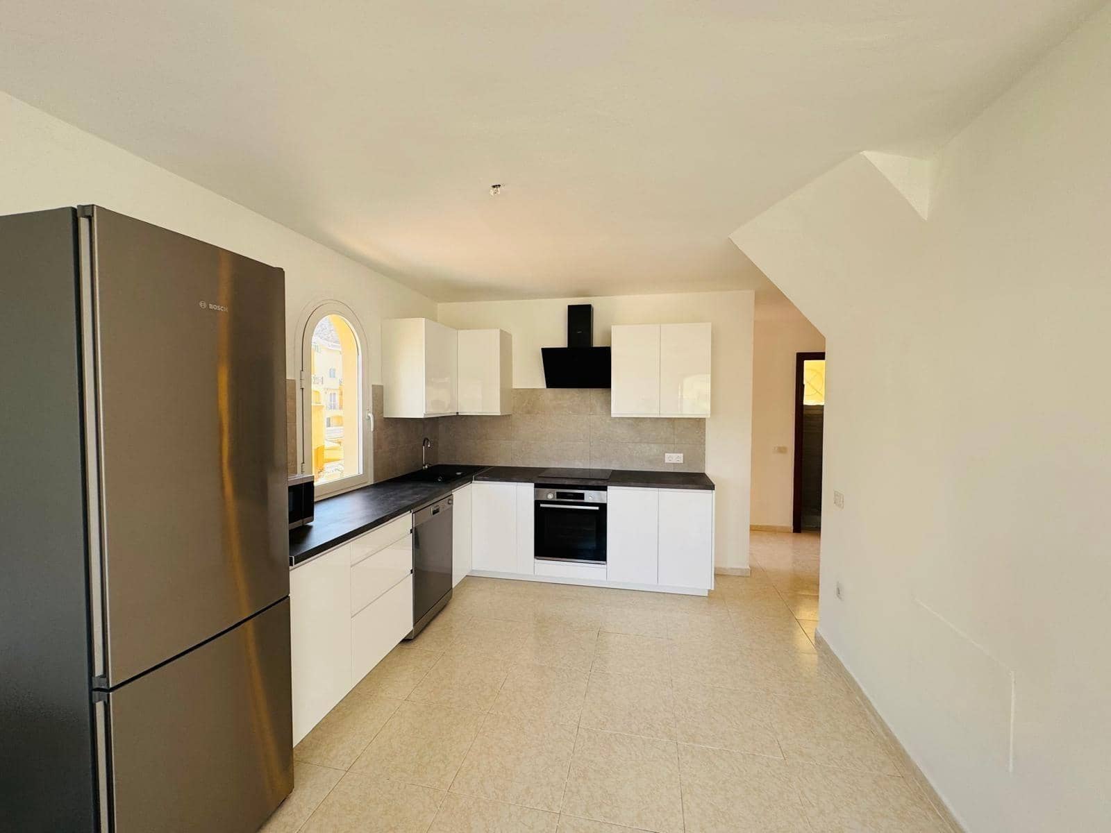 2 Zimmer Penthouse zu verkaufen in Los Cristianos mit Pool - 399.000 € (Ref: 9901448)