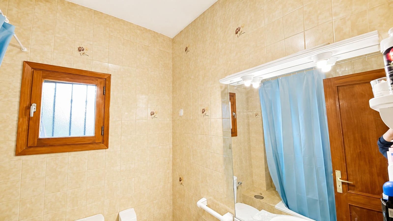 5 bedroom Villa for sale in Tacoronte - € 450,000 (Ref: 9901451)