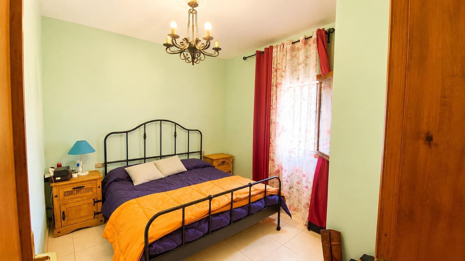 5 bedroom Villa for sale in Tacoronte - € 450,000 (Ref: 9901451)