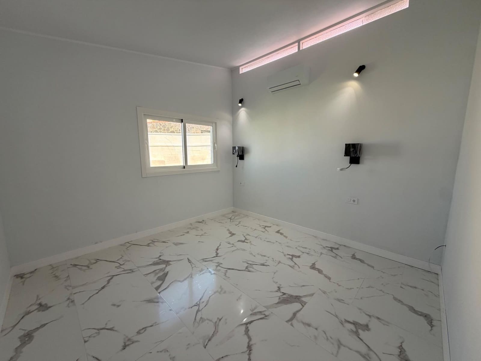 Bungalow de 5 habitaciones en Chayofa en venta con garaje - 650.000 € (Ref: 9901452)