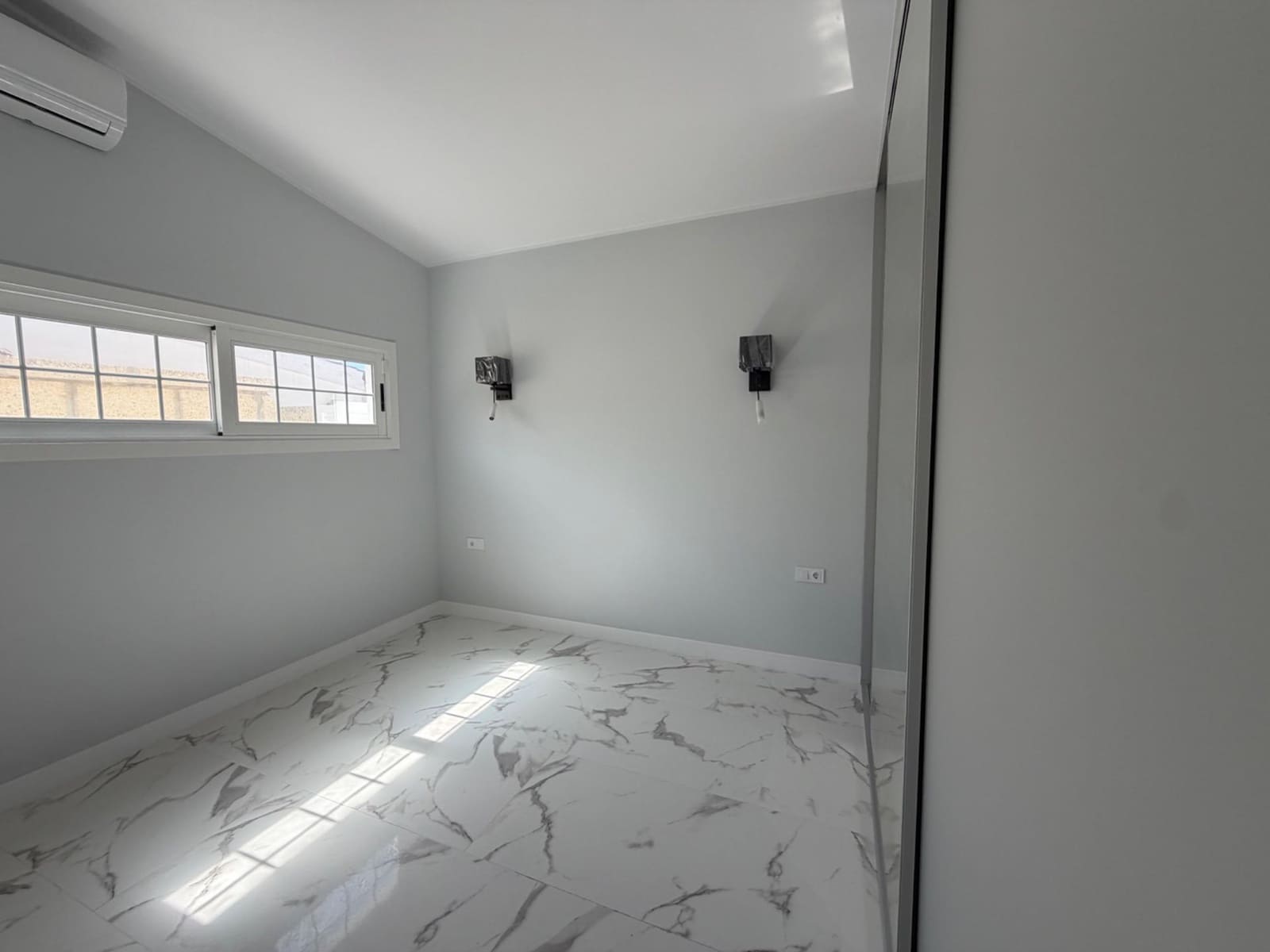 Bungalow de 5 habitaciones en Chayofa en venta con garaje - 650.000 € (Ref: 9901452)