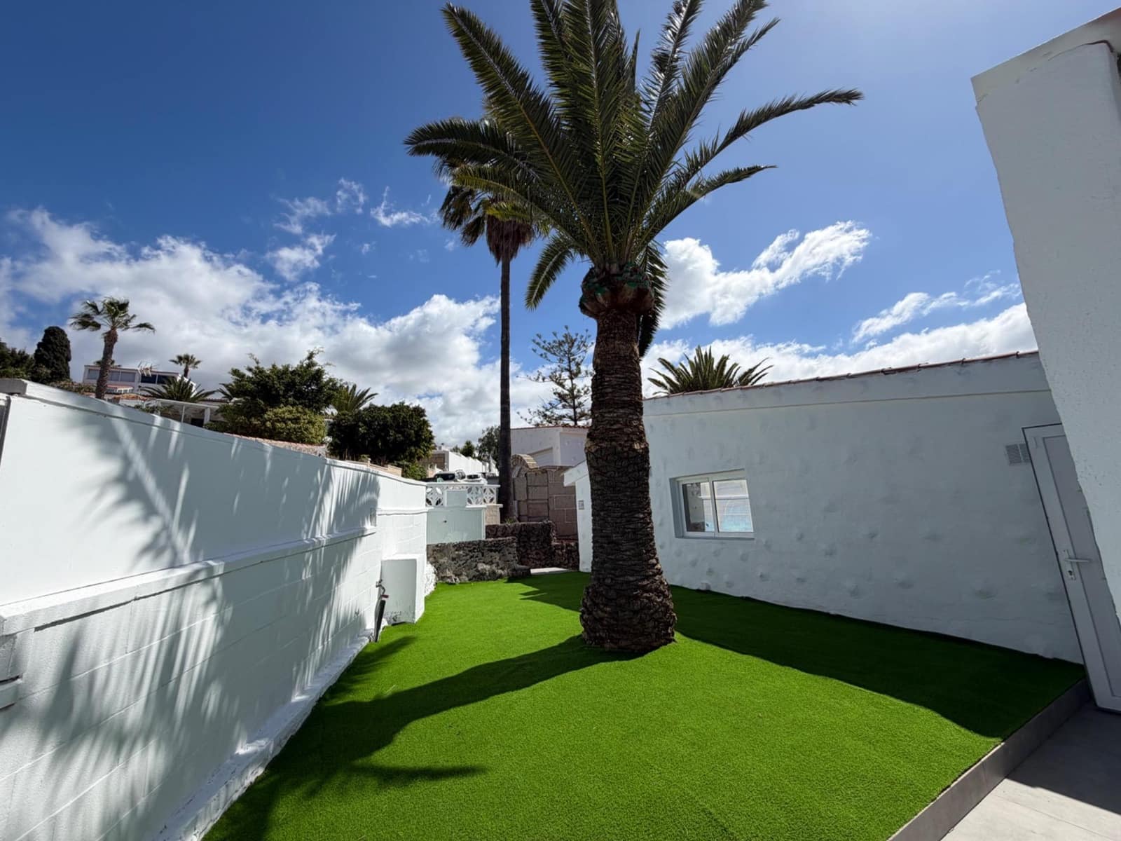 Bungalow de 5 habitaciones en Chayofa en venta con garaje - 650.000 € (Ref: 9901452)