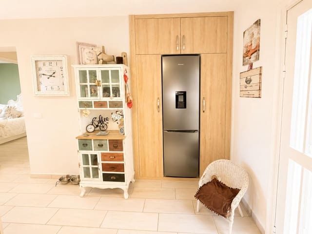 1 soverom Leilighet til salgs i San Miguel de Abona - € 225 000 (Ref: 9901455)