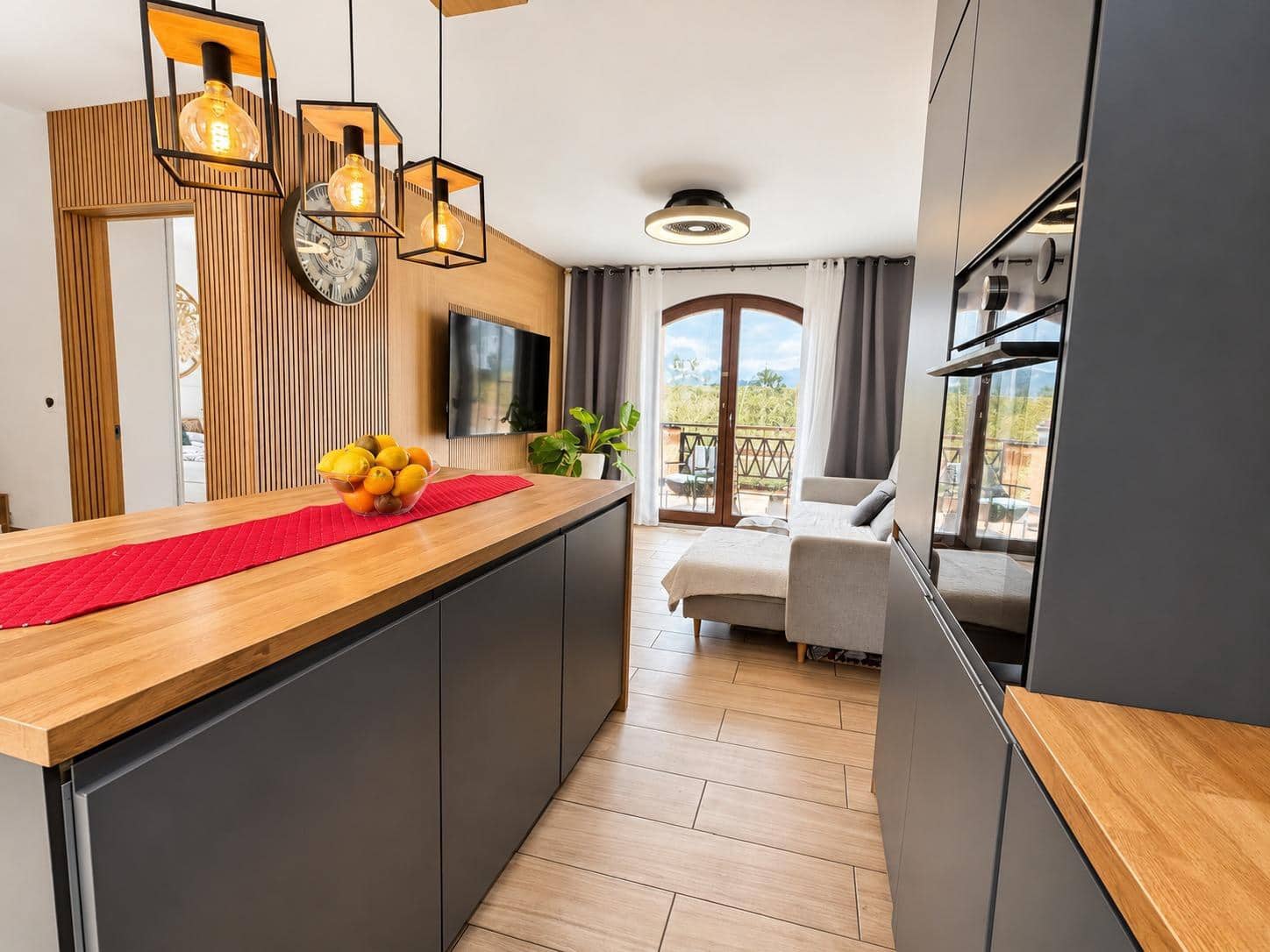 3 slaapkamer Rijtjeshuis te koop in Costa del Silencio met zwembad - € 328.000 (Ref: 9901456)