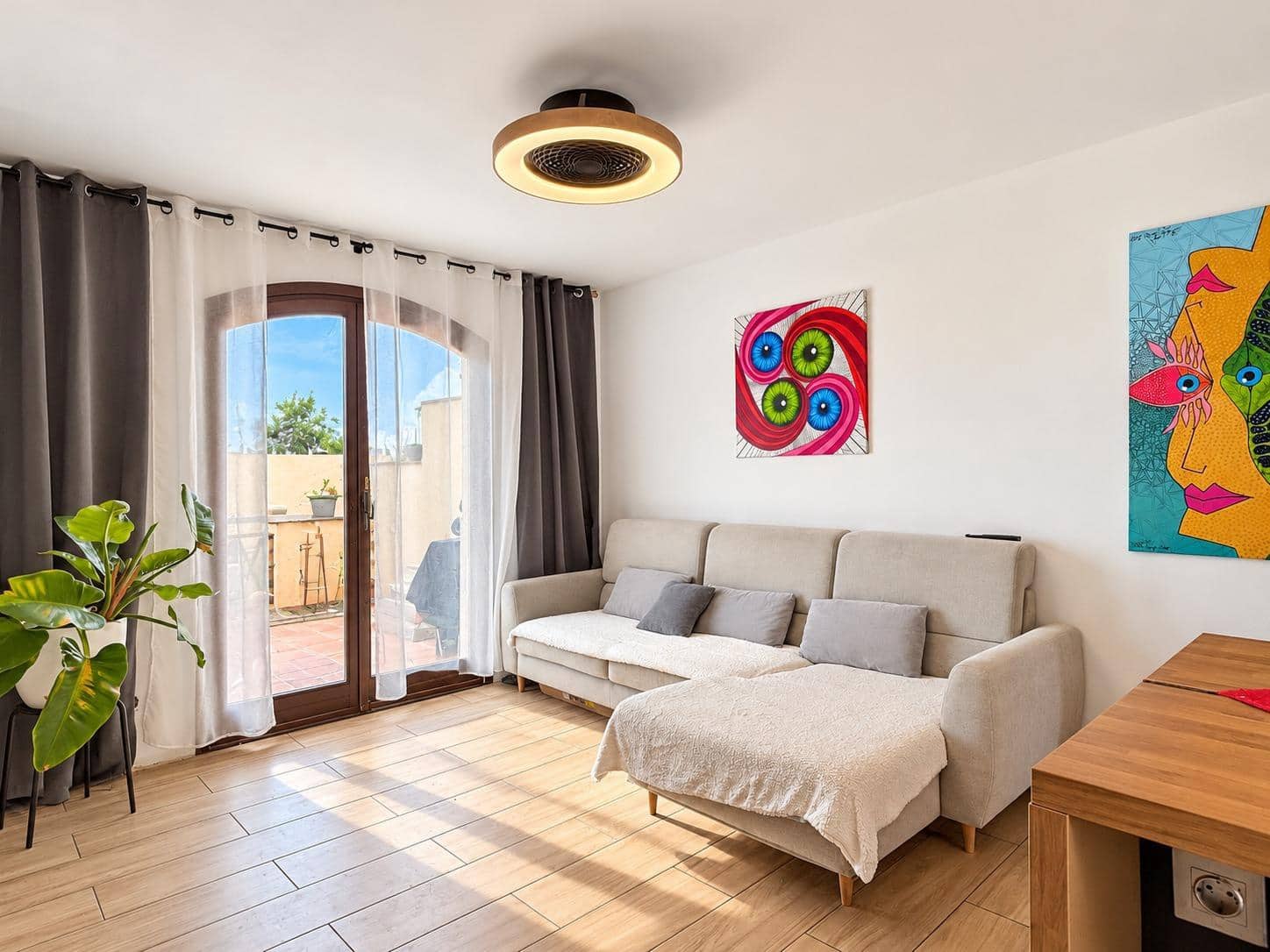 3 slaapkamer Rijtjeshuis te koop in Costa del Silencio met zwembad - € 328.000 (Ref: 9901456)