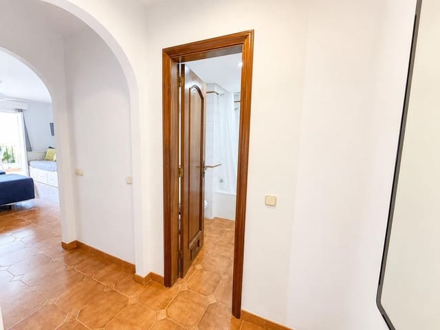 Studio zu verkaufen in Torviscas Bajo, Adeje mit Pool - 283.500 € (Ref: 9901463)