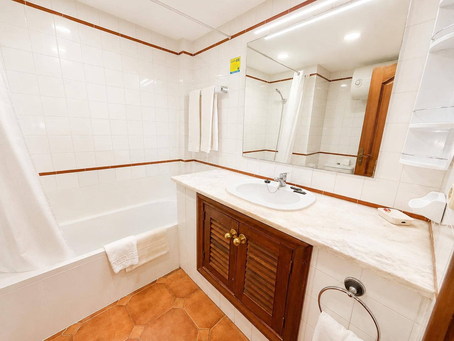 Studio zu verkaufen in Costa Adeje mit Pool - 283.500 € (Ref: 9901463)